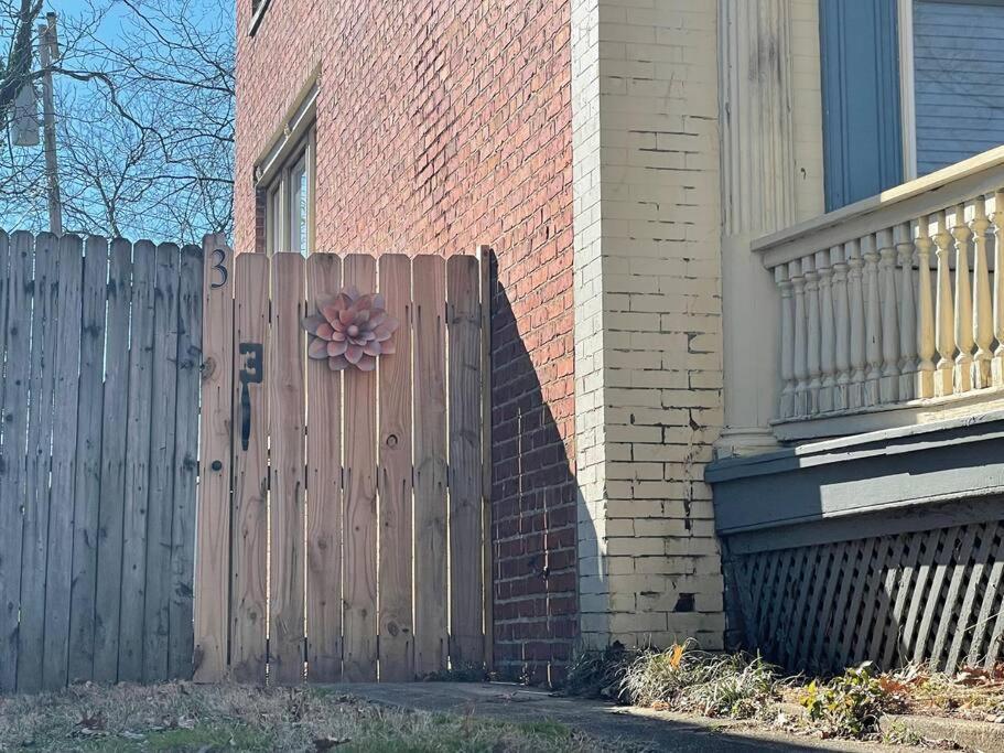 ריצ'מונד E3 Centrally Located In Carytown Fully Fenced מראה חיצוני תמונה